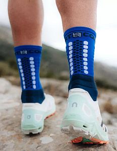 Compressport Ultra Trail Socks V2.0 dazz blue / blues detail výstupky
