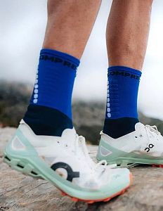 Compressport Ultra Trail Socks V2.0 dazz blue / blues trailové běžecké ponožky