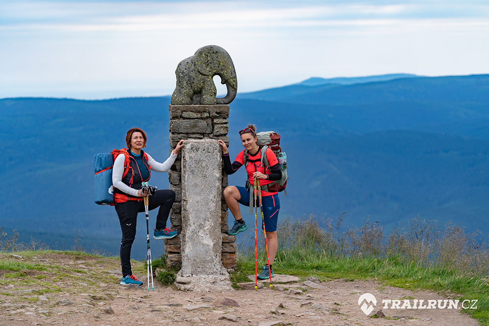 Hole pro nordic walking a turistiku