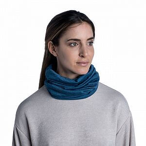 113010.742.10.00-Buff-Merino-Lightweight-Neckwear-Solid-dusty-blue-neck