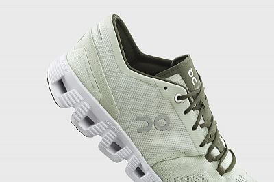 40.99705_aloe-On-Running-Cloud-X-aloe-white-detail