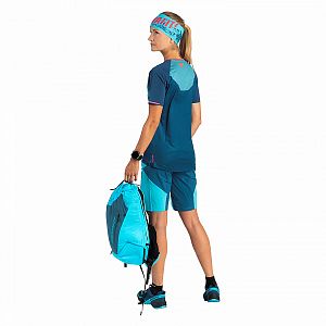 48265-3342-Dynafit-Traverse-23-turquoise-petrol-bike