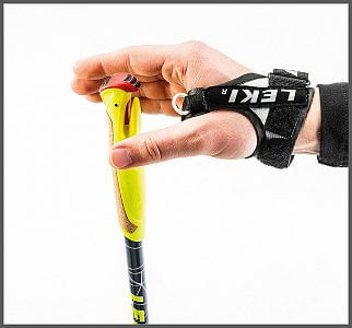 65025751120-Leki-Micro-Trail-TA-dark-blue-metallic-neon-yellow-white-poutko