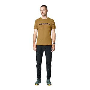 70670-7460 Dynafit Traverse T-Shirt M relic přední pohled na postavě 