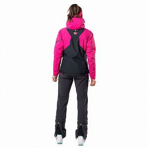 71367-6557-Dynafit-TLT-GORE-TEX®-Jacket-Women-flamingo-back-skier