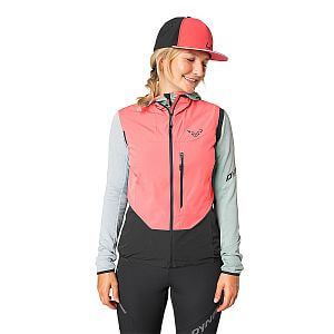 71449-6171 Dynafit Traverse Dynastretch Vest W cabana přední pohled na postavě detail