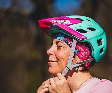 BJEŽ Čelenka Drop Lucy pink čelenka cyklistika