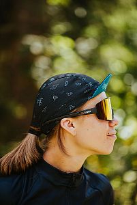 BJEŽ čepice Cool Triatlon black