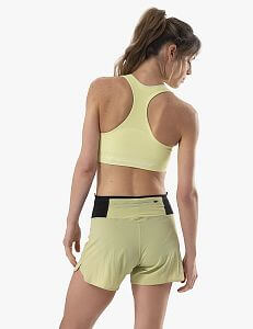 Compressport FeelFree Seamless Bra shadow lime dámská sportovní podprsenka vhodná na trailový běh i turistiku