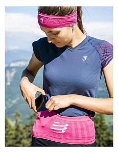 Compressport Free Belt mood indigo/magenta běžecký pás