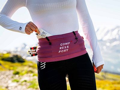 Compressport Free Belt Pro deco rose přední pohled