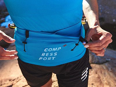 Compressport Free Belt Pro hawaiian ocean běžecký pás