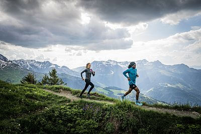 Compressport Hurricane Waterproof 10/10 Jacket mosaic blue běžci