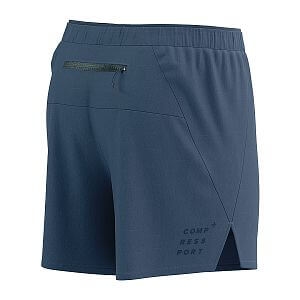 Compressport Performance Short M indigo pánské běžecké kraťasy rozparek
