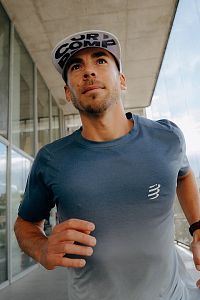 Compressport Performance SS TShirt M poseidon/ice flow pánské běžecké tričko