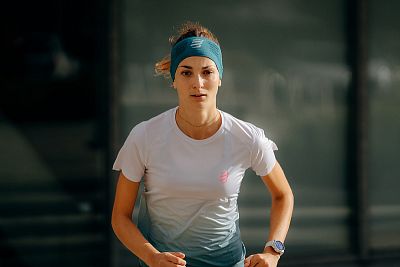 Compressport Performance SS TShirt W sugar/storm dámské běžecké tričko lehké