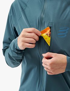 Compressport Tempest Waterproof Jacket W stargazer dámská běžecká trailová nepromokavá bunda kapsa na zip