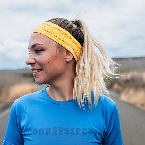 Compressport Thin Headband On/Off citrus sportovní čelenka