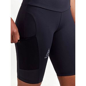 Craft Pro Trail short tight W black přední pohled na postavě