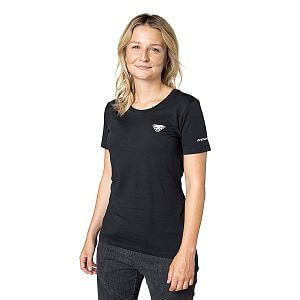Dynafit 24/7 Graphic T-Shirt W black out přední strana na postavě