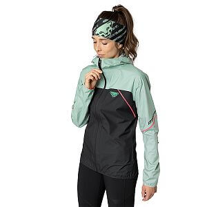 Dynafit Alpine 3L Jacket W jadelite přední pohled na postavě detail