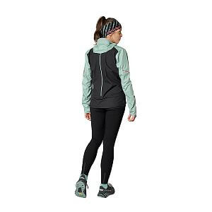 Dynafit Alpine 3L Jacket W jadelite zadní pohled na postavě 