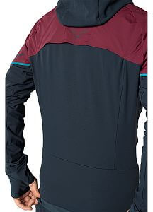 Dynafit Alpine Hybrid JKT M burgundy zadní pohled na postavě detail 