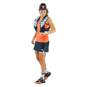 Dynafit Alpine Pro 2in1 Skirt W blueberry marine blue přední pohled na postavě