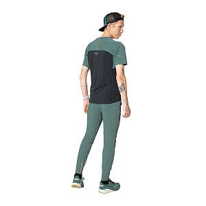 Dynafit Alpine Pro S/S Tee M black out / atlantic pánské běžecké tričko zadní pohled