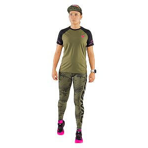 Dynafit Alpine Pro S/S Tee W winter moss přední pohled na postavě