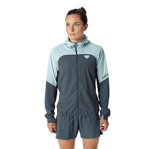 Dynafit Alpine Wind Jacket W cloud blue dámská běžecké ultralehká minimalistická bunda větrovka s kapucí
