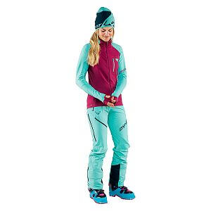 Dynafit Radical Polartec® Hooded Jacket W marine blue přední pohled na postavě