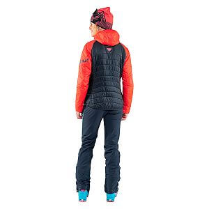 Dynafit Radical Primaloft® Hooded Jacket W hot coral zadní pohled na postavě