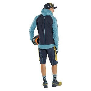 Dynafit Ride 3L M Jacket storm blue zadní pohled na postavě