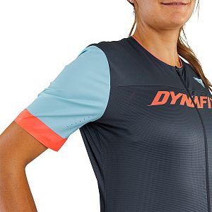 Dynafit Ride Light S/S FZ Tee W blueberry marine blue přední pohled na postavě detail