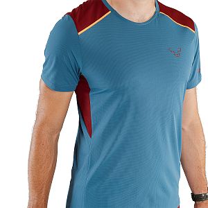 Dynafit Sky Shirt M mallard blue přední pohled na postavě detail