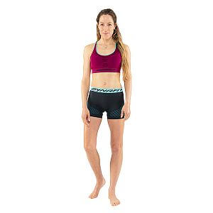 Dynafit Speed Dryarn® Shorts W blueberry/marine blue přední pohled na postavě