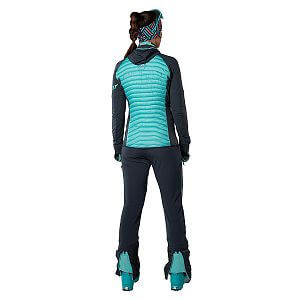 Dynafit Speed Insulation Hybrid Jacket W marine blue zadní pohled na postavě