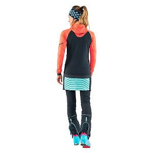 Dynafit Speed Polartec® Hooded Jacket Women hot coral zadní pohled na postavě