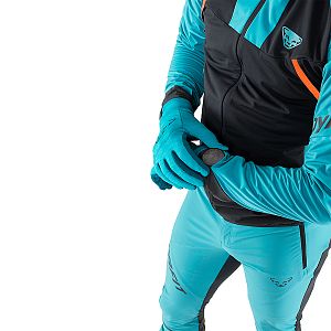 Dynafit Speed Softshell Jacket M storm blue přední pohled na postavě detail