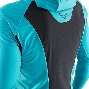 Dynafit Speed Softshell Vest Men storm blue zadní pohled na postavě detail