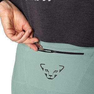 Dynafit Trail 2in1 short W jadelite detail kapsa zadní