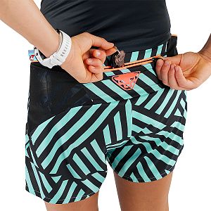 Dynafit Trail Graphic 2/1 shorts W marine blue razzle dazzle detail kapsy