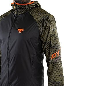 Dynafit Trail Graphic Wind Jacket Men winter moss/exagon camo běžecká bunda pánská