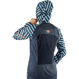 Dynafit Trail Graphic Wind Jacket Women marine blue/razzle dazzle dámská běžecká větrovka