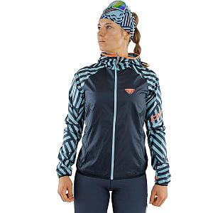 Dynafit Trail Graphic Wind Jacket Women marine blue/razzle dazzle trailová bunda dámská