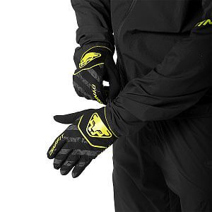 Dynafit Trail Reflective Gloves black out/5A30 reflexní běžecké rukavice no pain no gain