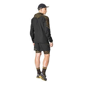 Dynafit Trail Wind Jacket M relic zadní pohled na postavě