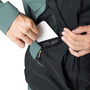 Dynafit Transalper 3L jacket M atlantic detail kapsa