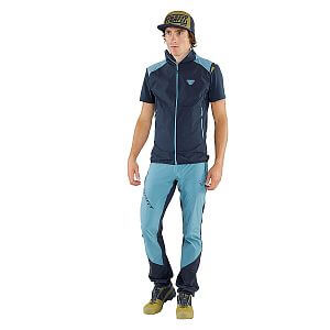 Dynafit Transalper DST Vest M storm blue/blueberry přední pohled na postavě